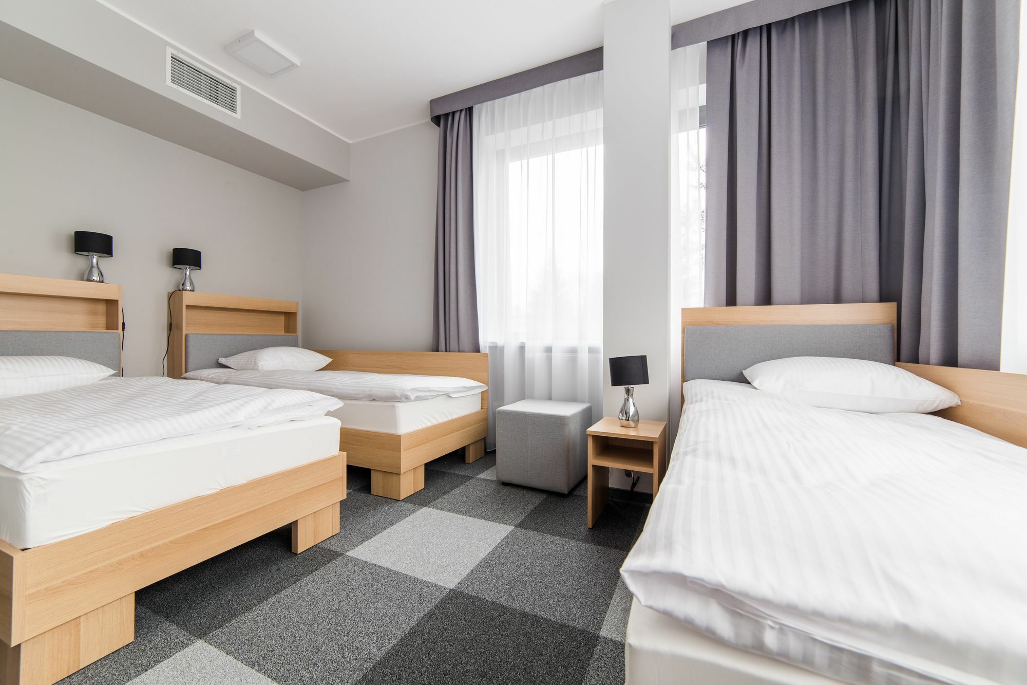 Waw Hotel Airport Okecie Warsaw Ngoại thất bức ảnh