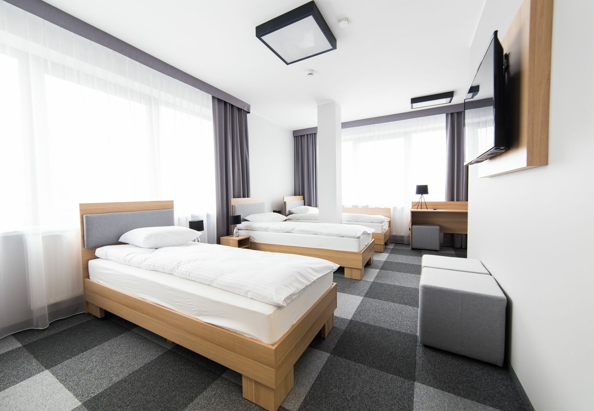 Waw Hotel Airport Okecie Warsaw Ngoại thất bức ảnh